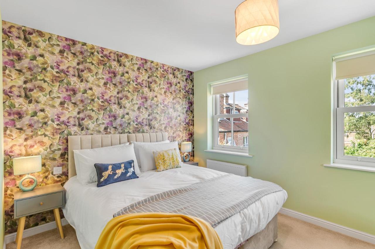 2br Saunders Rest Wifi Parking Full Kitchen Norwich