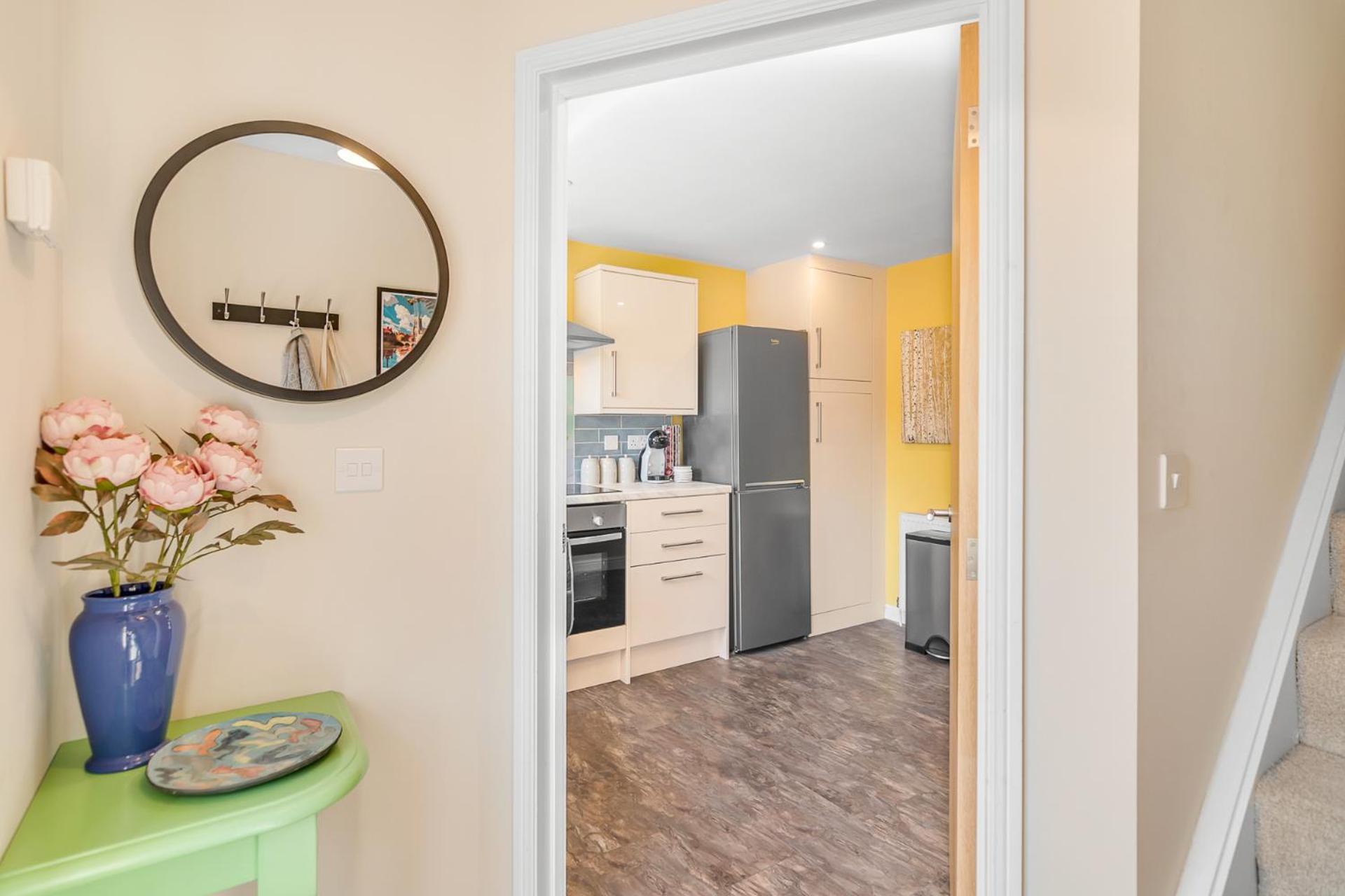 Holiday home 2br Saunders Rest Wifi Parking Full Kitchen *